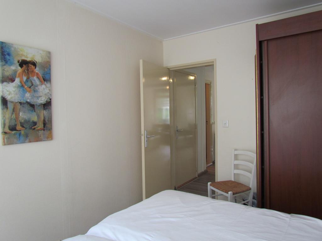 Appartementen Huize Eikenhof بيرشِن الغرفة الصورة