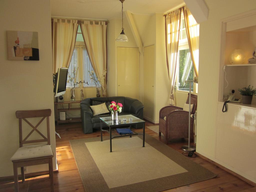 Appartementen Huize Eikenhof بيرشِن الغرفة الصورة